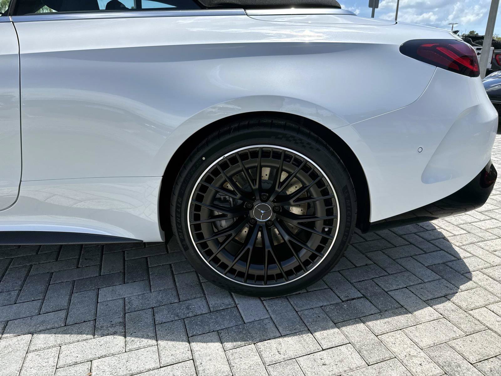 New 2027 Moonlight White Mercedes-Benz AMG®  53 4MATIC+ Cabriolet image 19