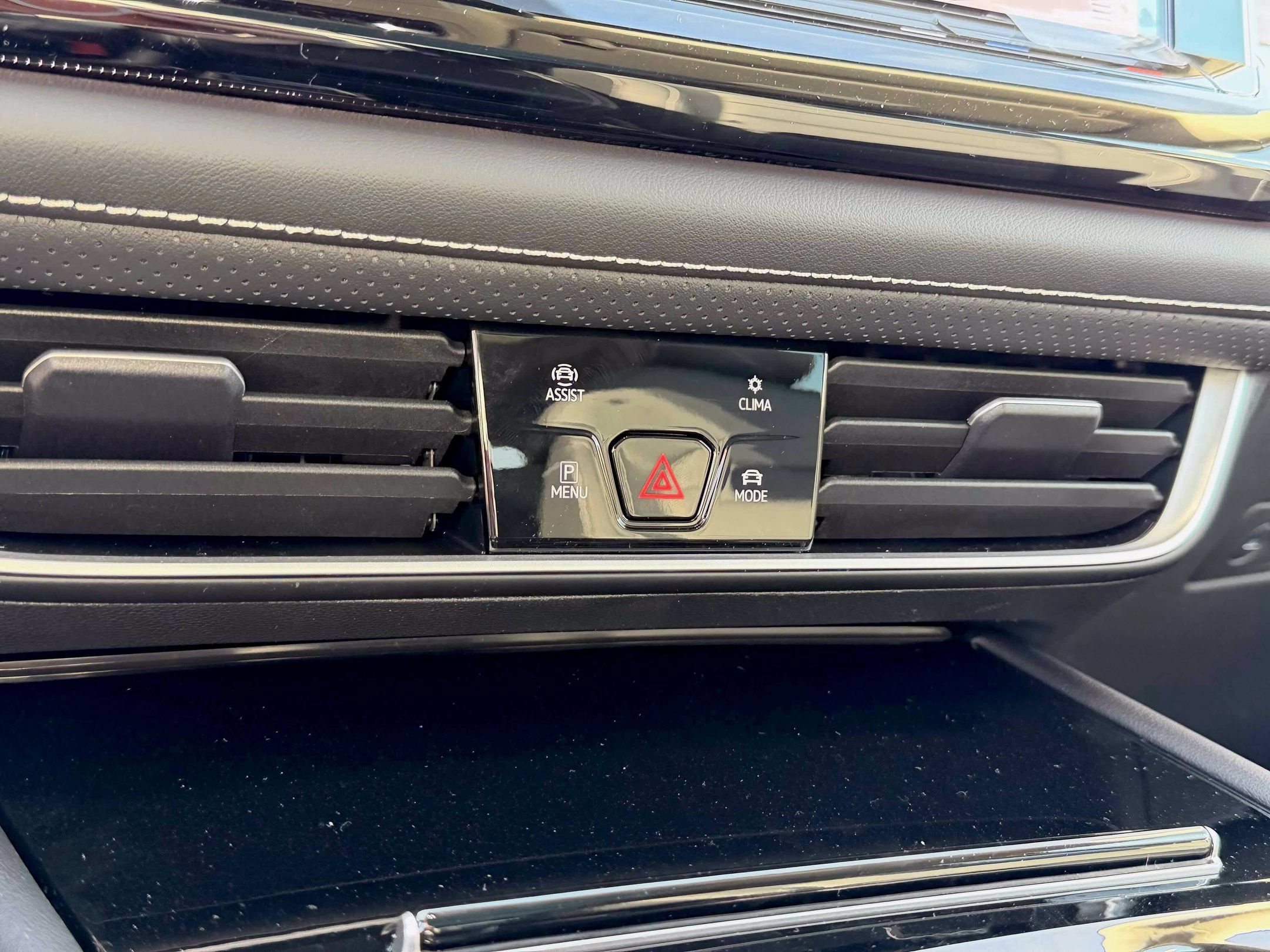 New 2026 Gray Volkswagen 2.0T SEL image 25