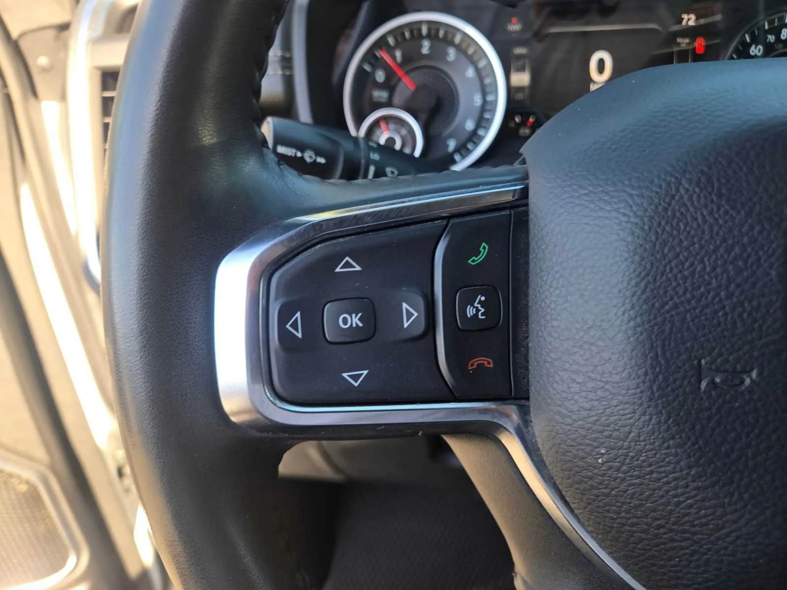 Used 2024  Ram Laramie image 25