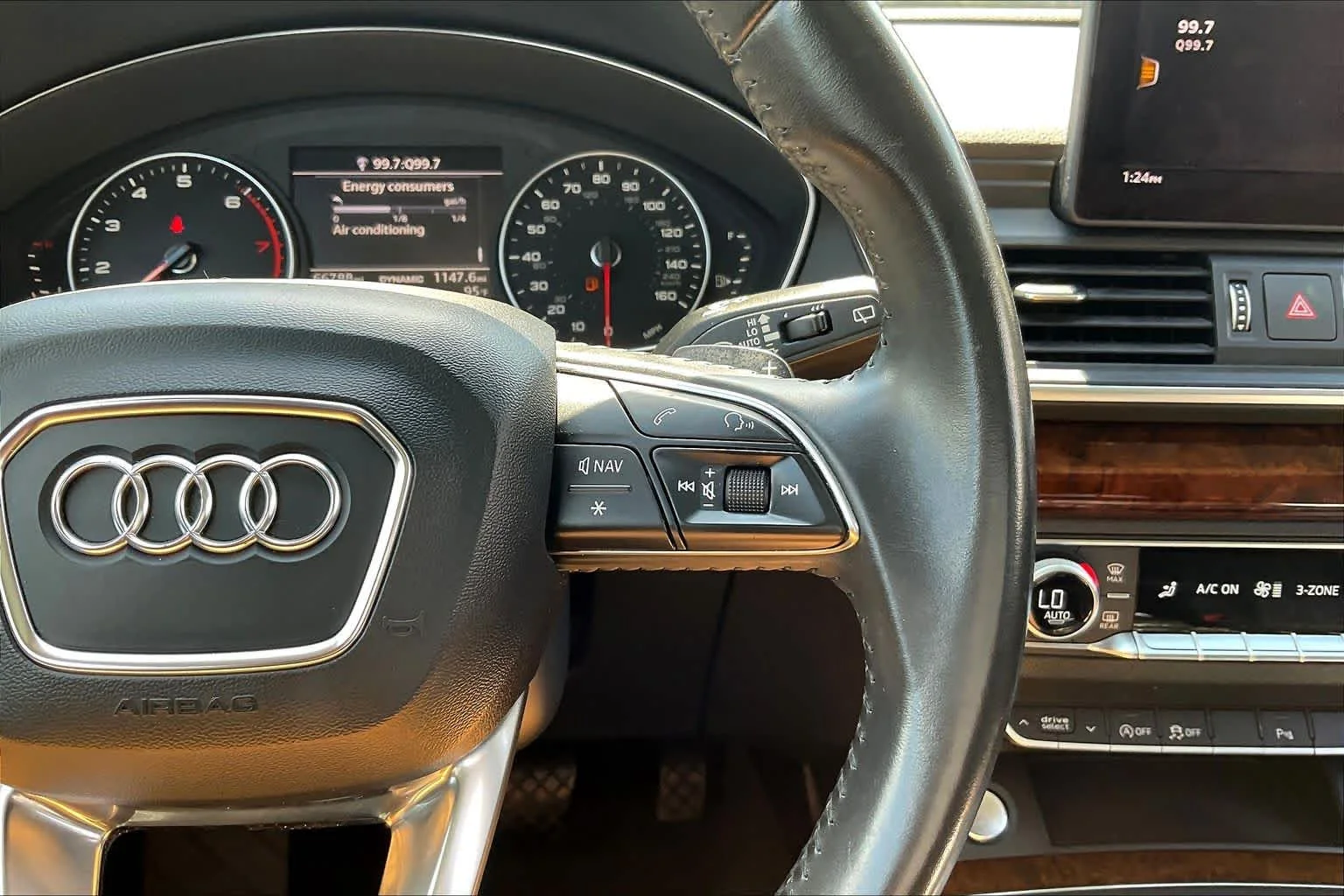 Used 2018 Brilliant Black Audi Premium Plus image 25
