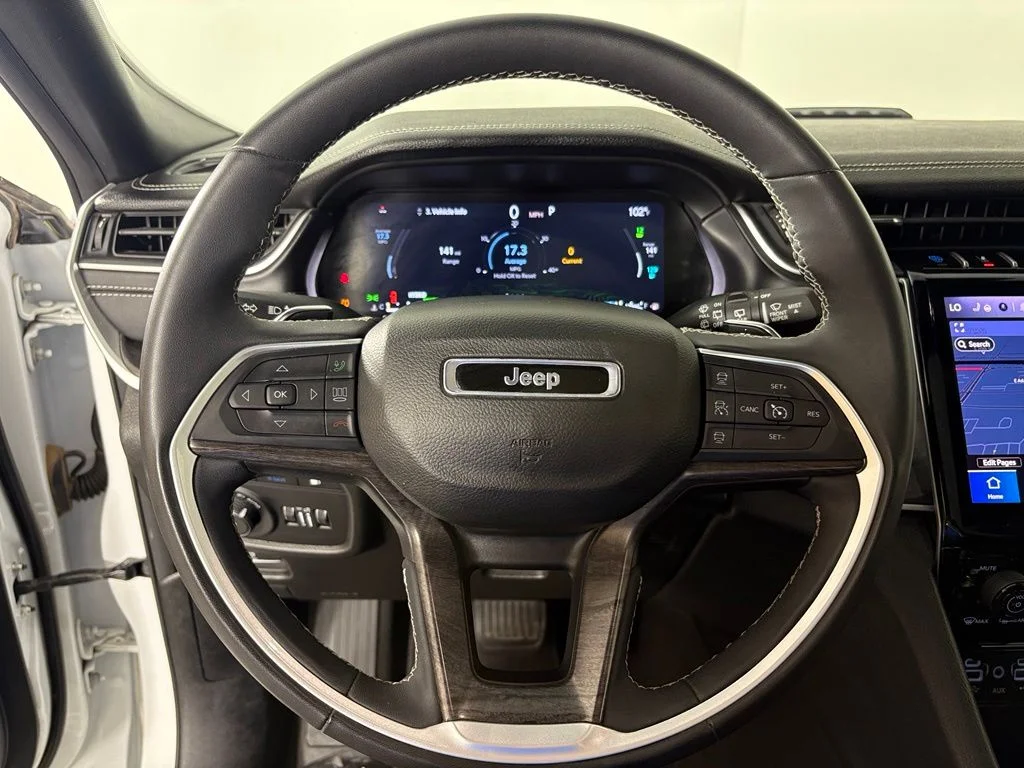 Used 2024 White Jeep 4xe image 24