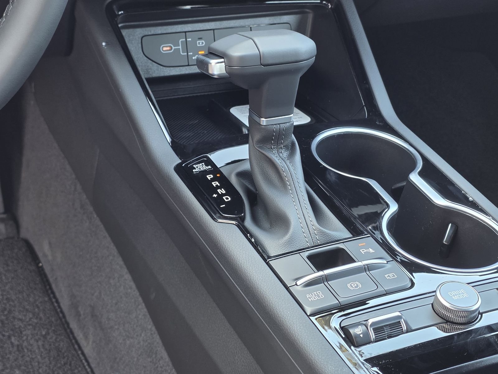 New 2026 White Kia GT-Line image 22