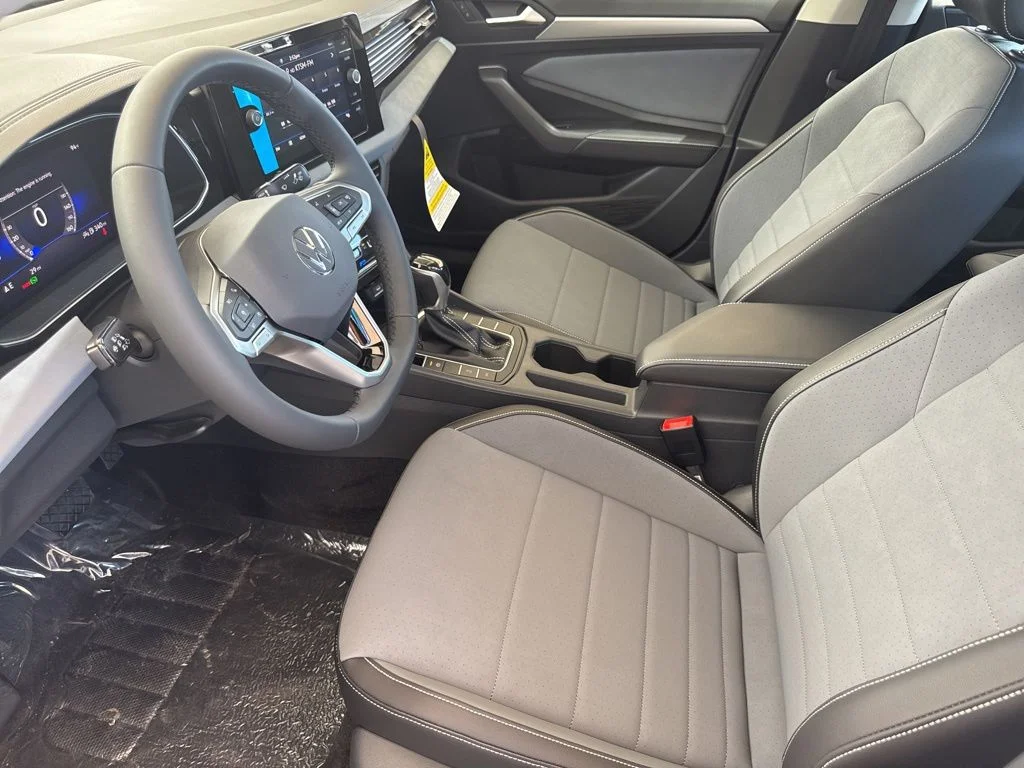 New 2026 Gray Volkswagen 1.5T SE image 9