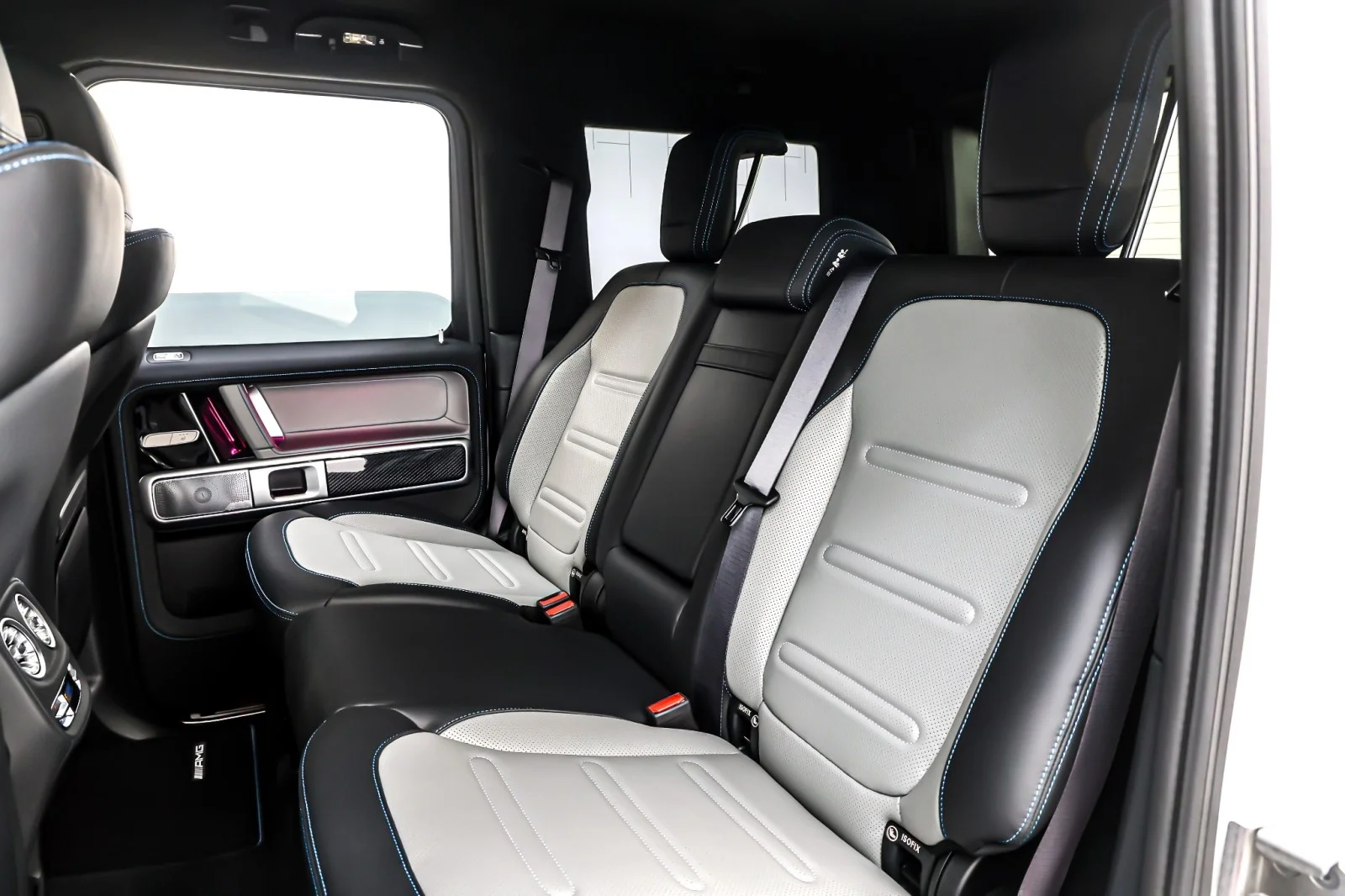 2025 Mercedes-Benz G-Class G580 - Photo 8