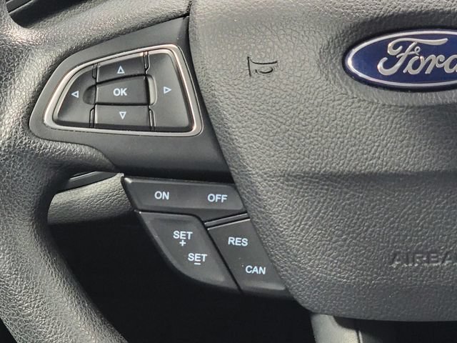 Used 2018 Red Ford SE image 26