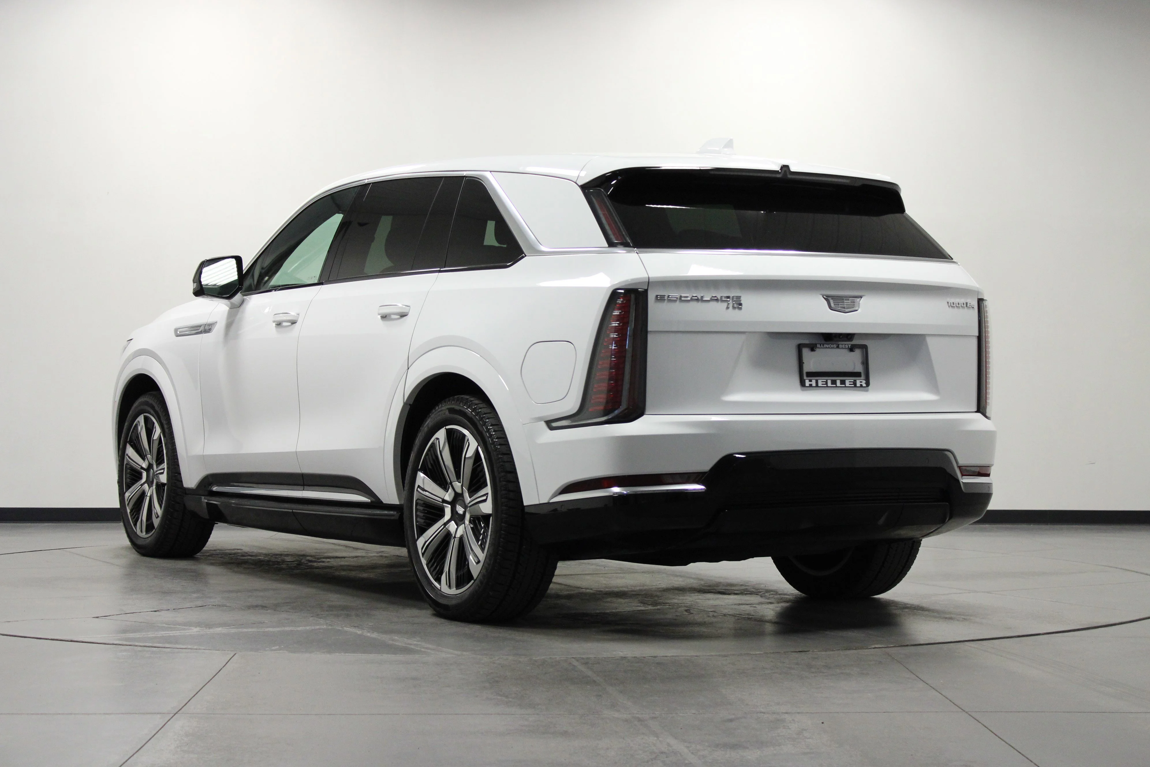 Used 2025 Summit White Cadillac Luxury 2 image 6