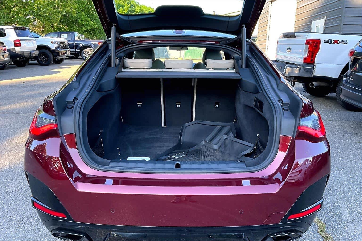 Used 2022 Aventurin Red Metallic BMW M440i xDrive image 30