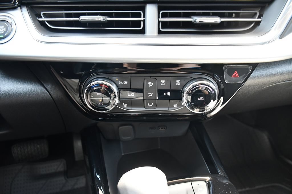 2026 Chevrolet Trax LT - Photo 19
