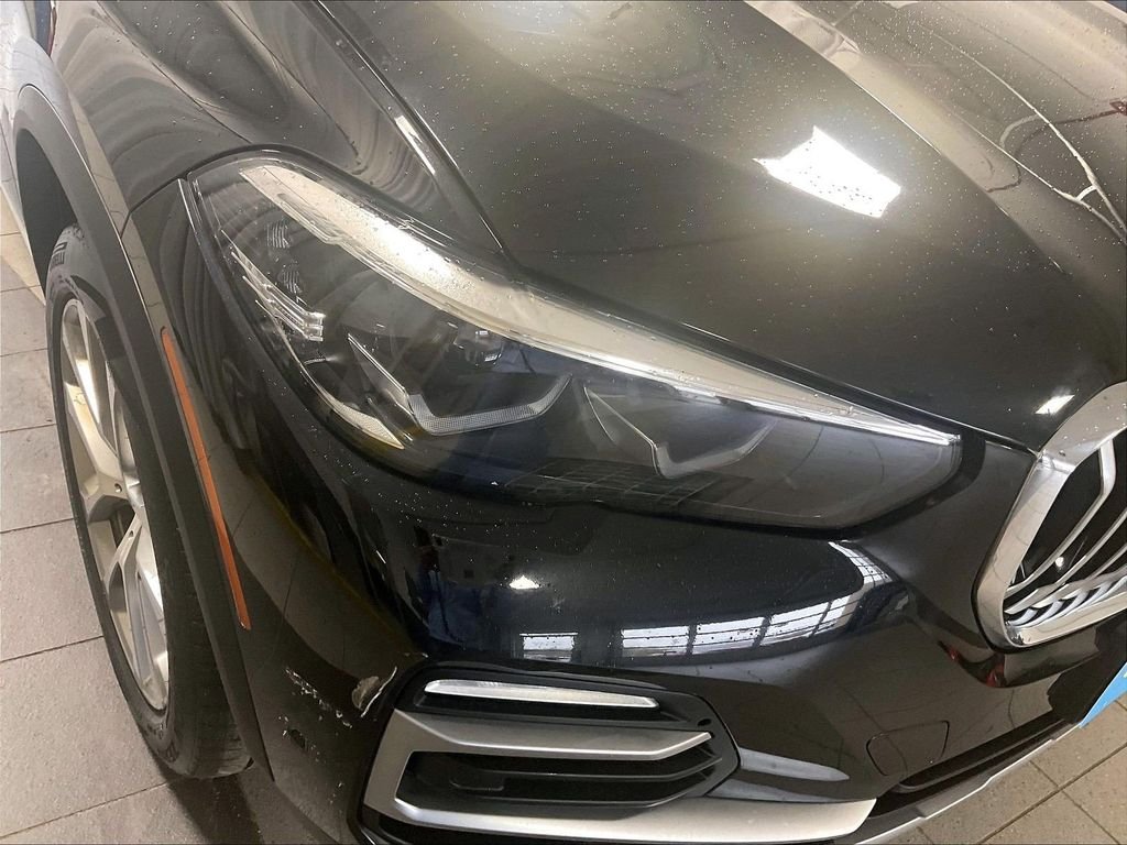 Used 2020 Black BMW xDrive40i image 32