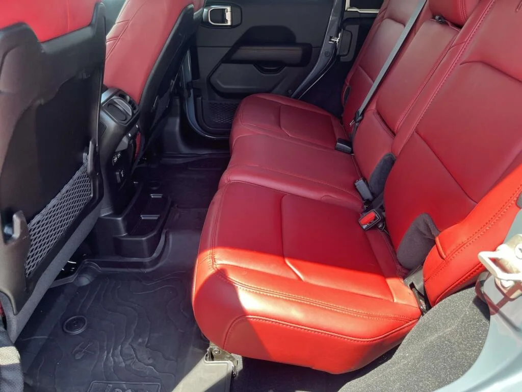 Certified Used 2024 Anvil Clear Coat Jeep Rubicon 392 image 18
