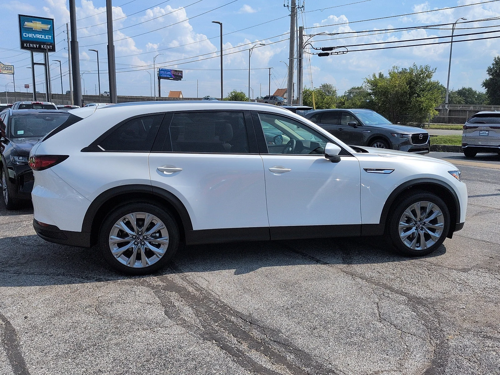 New 2026 Rhodium White Premium Mazda Preferred image 2