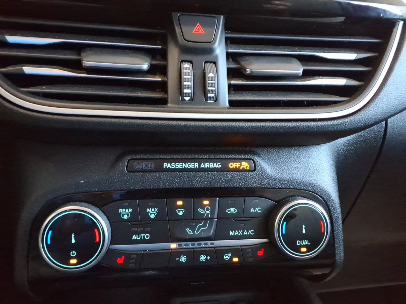 2022 Ford Escape SE - Photo 24