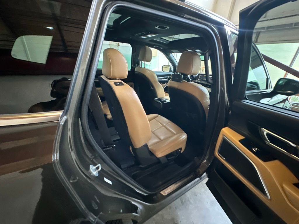 Used 2020 Green Kia SX image 31