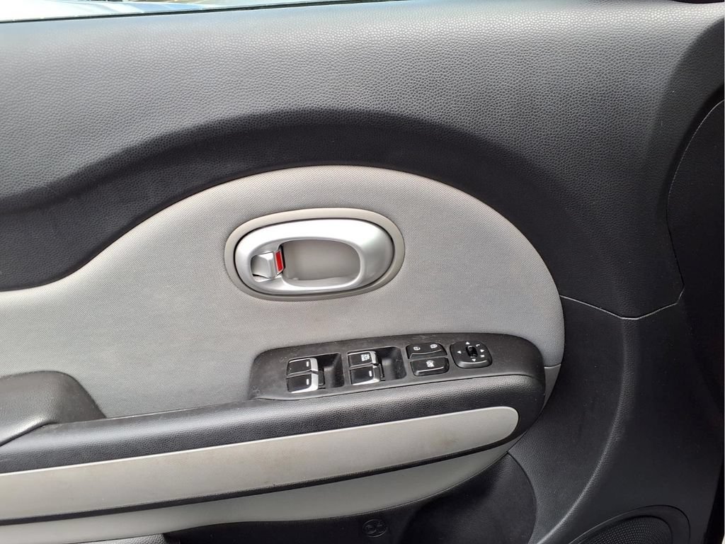 Used 2017 Black Kia Base image 14