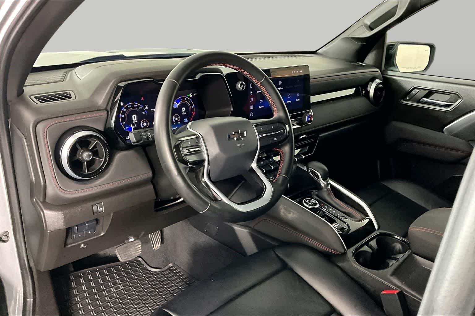 Used 2024 Sterling Gray Metallic Chevrolet 4WD Z71 image 17