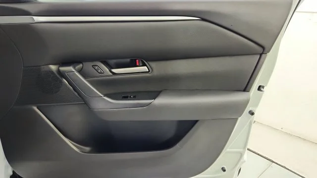 New 2026 Wind Chill Pearl Mazda Preferred AWD image 33