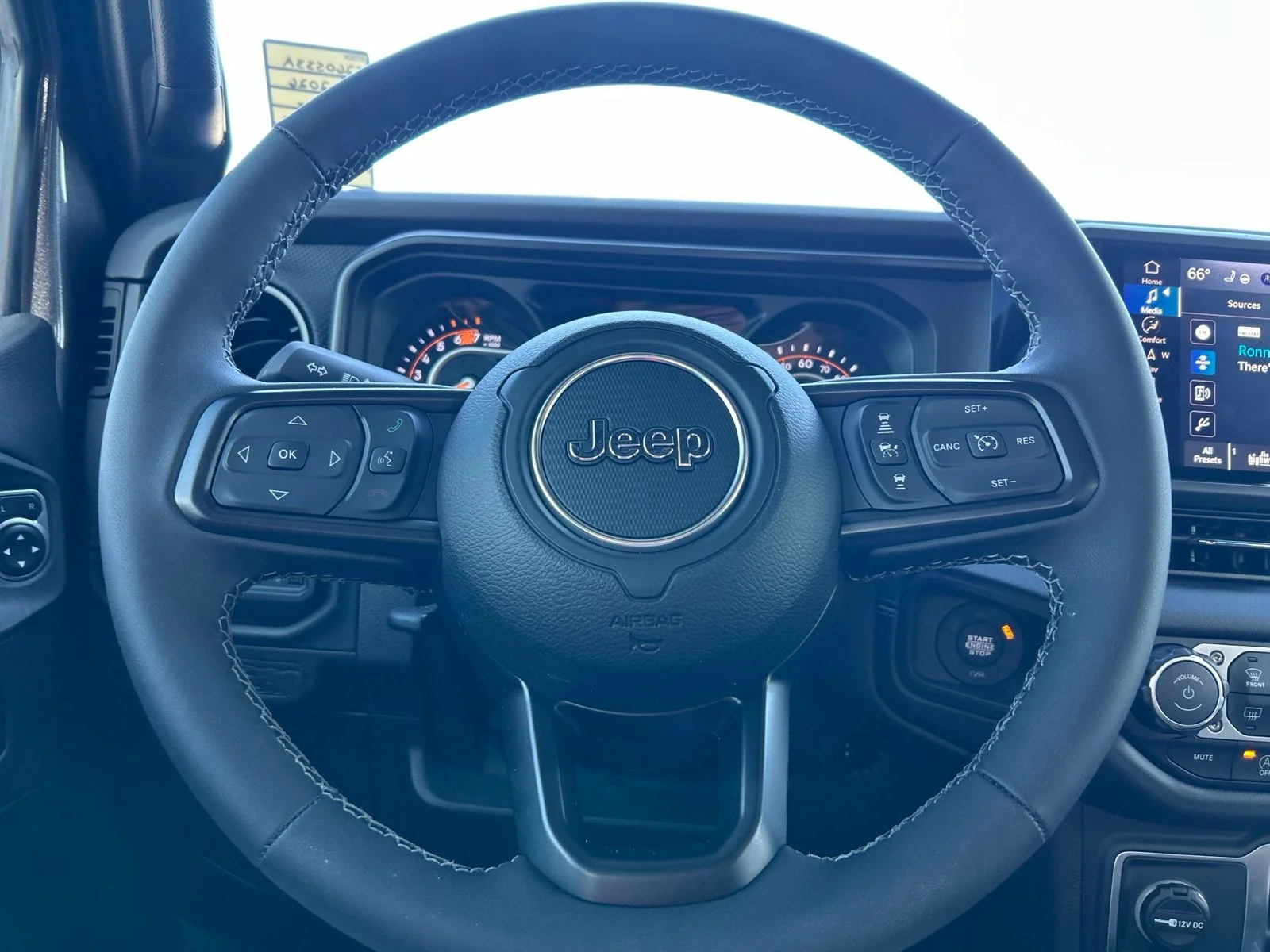 Used 2026 Gobi Clearcoat Jeep Rubicon X image 23