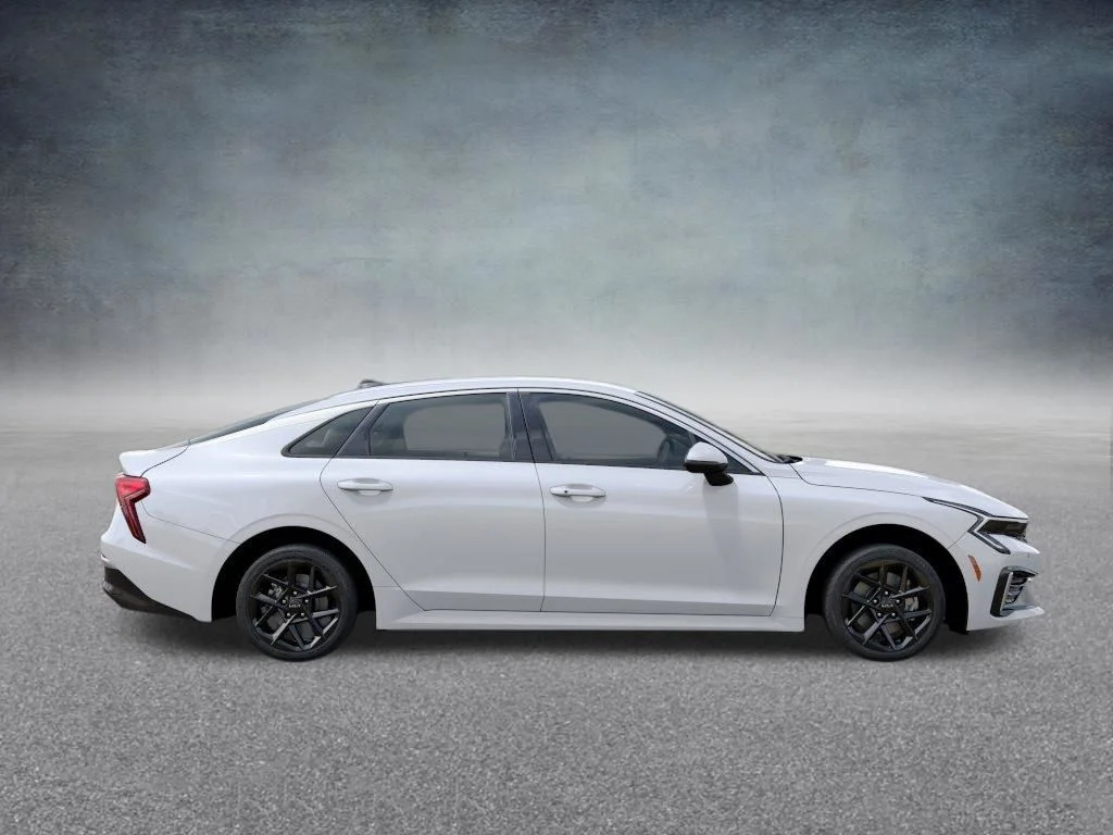 New 2026 Snow White Pearl Kia LXS FWD image 7