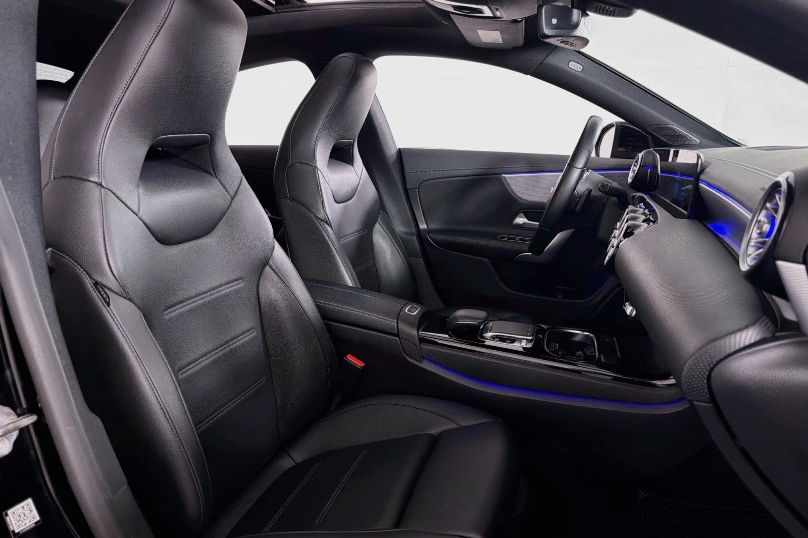Used 2020 Night Black Mercedes-Benz 250 image 6