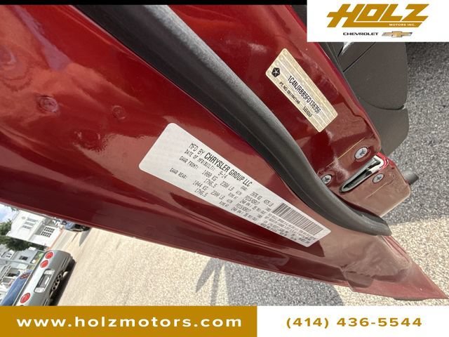 Used 2015 Red Jeep Sport image 31