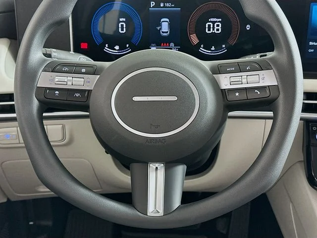 New 2026 Hyundai TUCSON SEL
