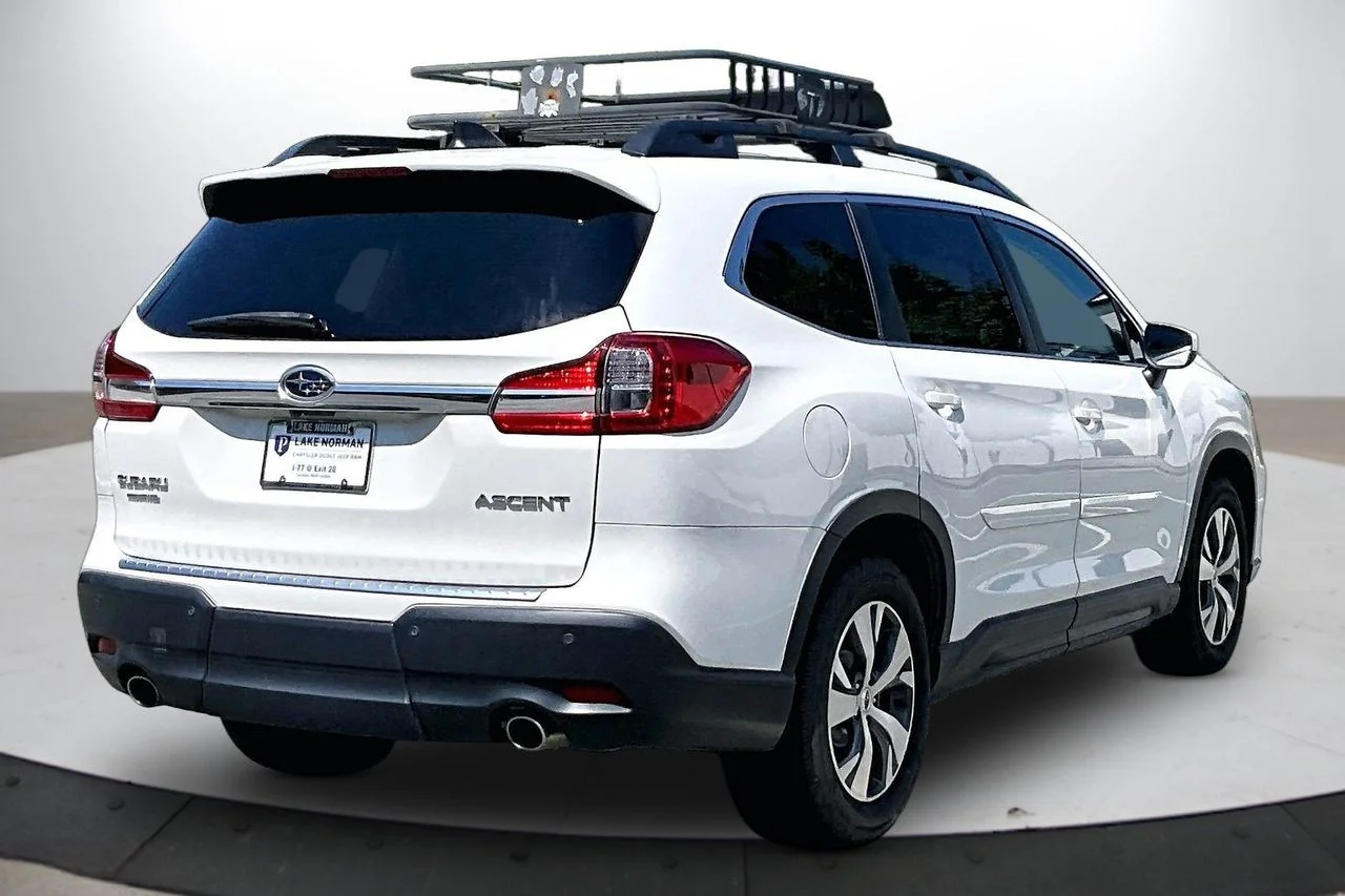 Used 2020 White Subaru Premium image 8