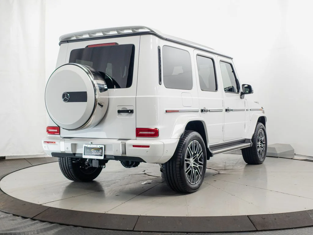 Certified Used 2025 Moonlight White Metallic Mercedes-Benz G 550 image 33