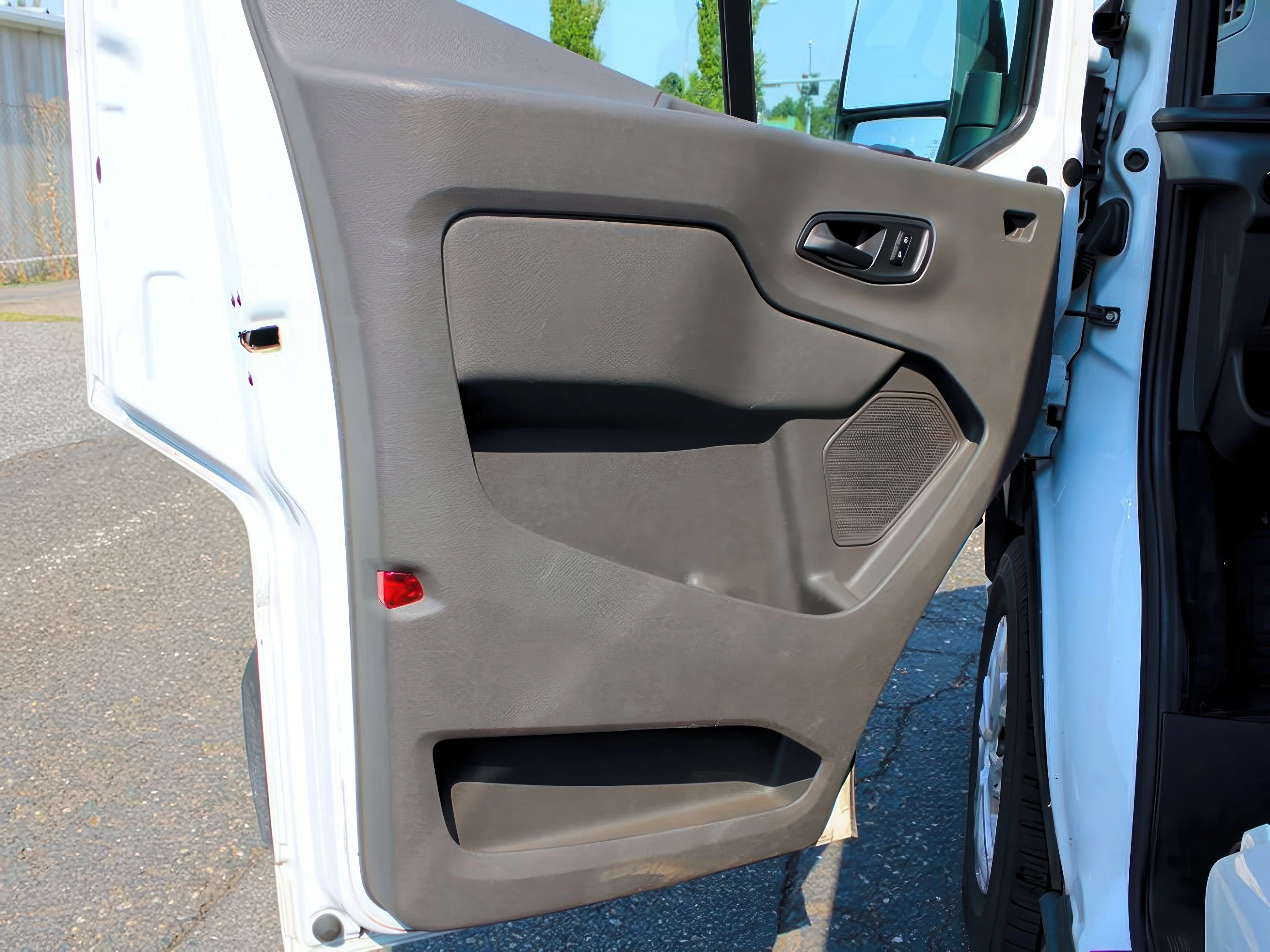 Used 2021 Oxford White Ford XLT image 10