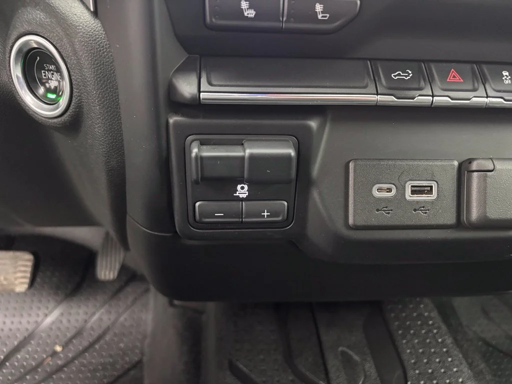 Used 2022 Blue Chevrolet LT image 27