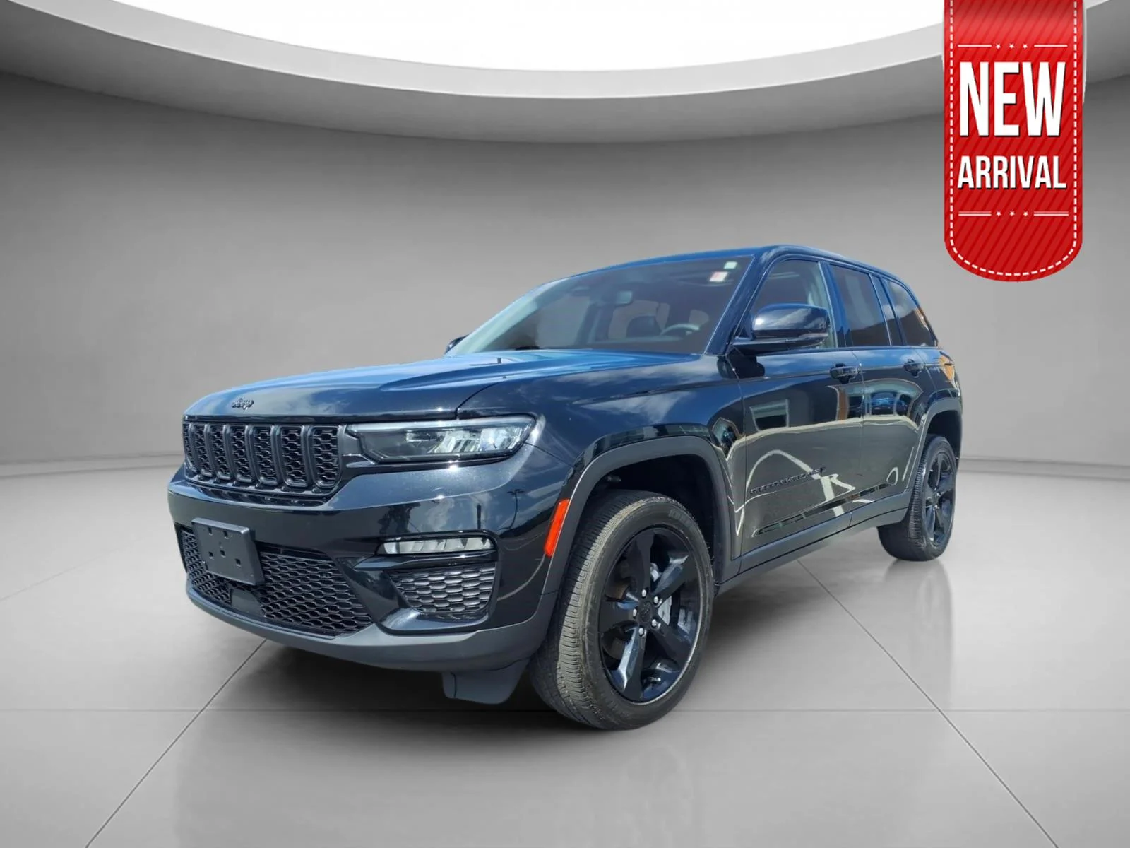 Used 2023 Diamond Black Crystal Pearlcoat JEEP  image 1