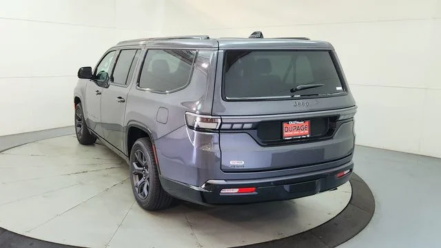 New 2026 Baltic-Gray Metallic Clear-Coat Exterior Paint Jeep Limited Altitude image 8