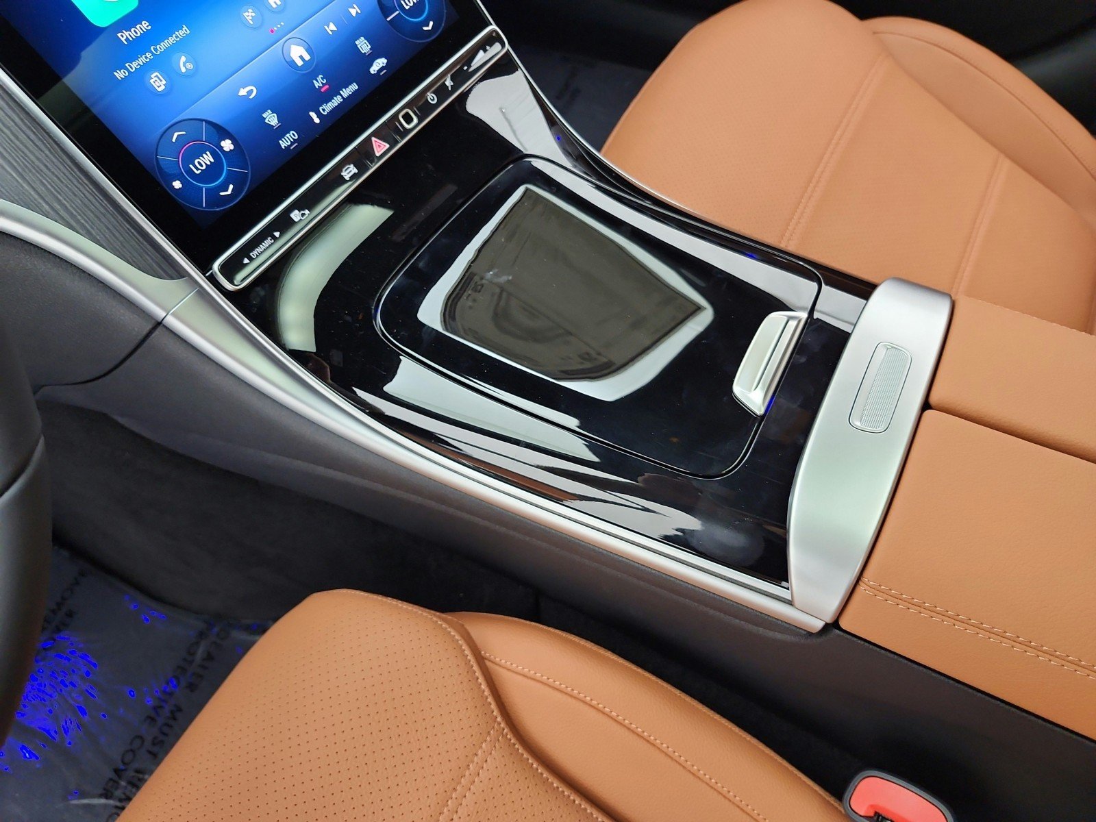 New 2026 Polar White Mercedes-Benz C 300 Sedan image 9