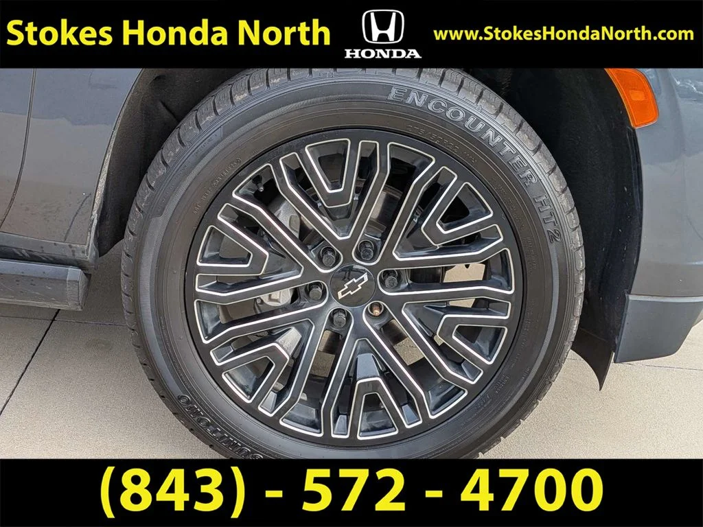 Used 2021 Gray Chevrolet High Country image 13