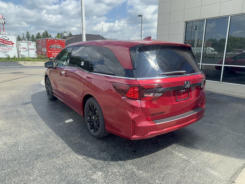 New 2026 Radiant Red Metallic II Honda Sport-L image 7