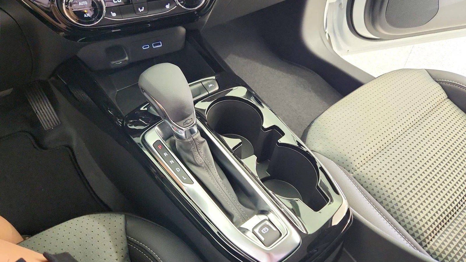 2026 Chevrolet Trax LT - Photo 19