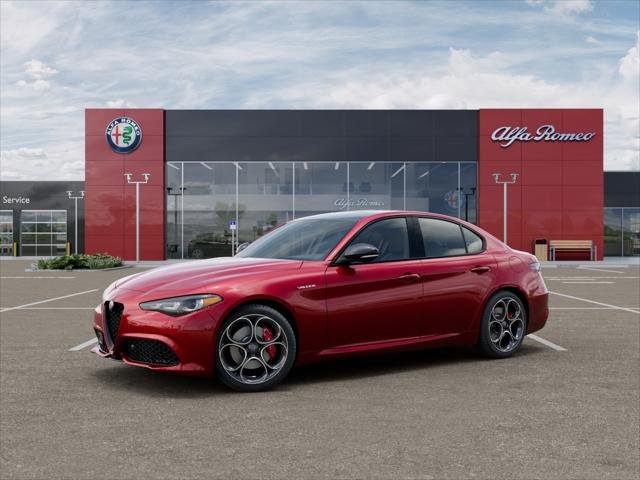 New 2025 Alfa Rosso (Red) Exterior Paint Alfa Romeo  image 43