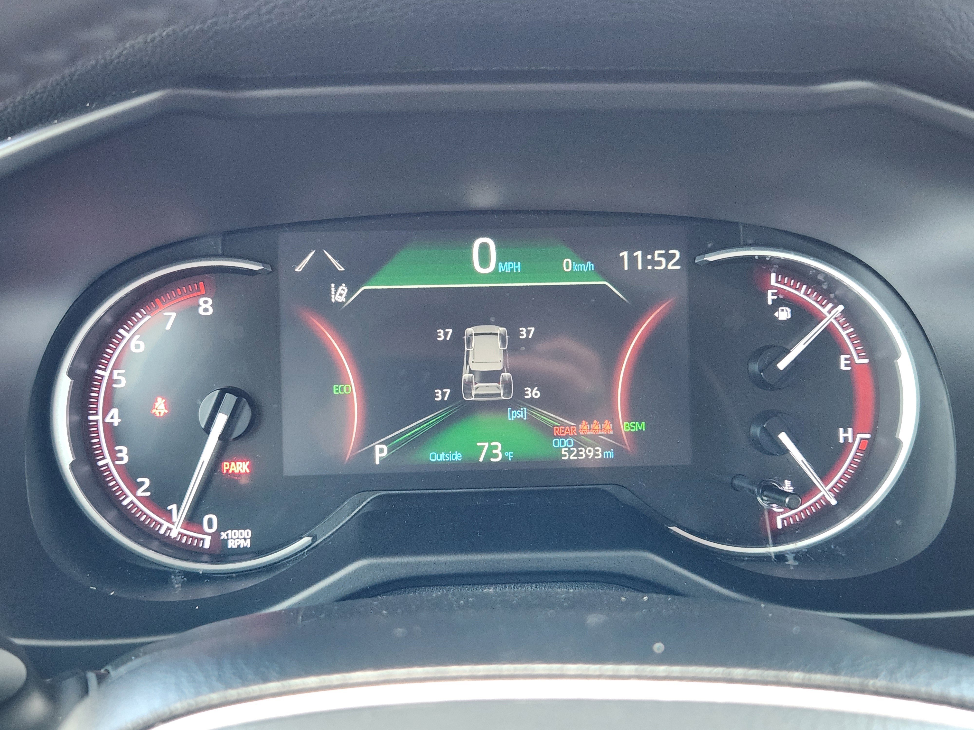Used 2024 Silver Toyota XLE Premium image 12