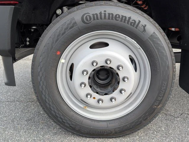 2026 Ford F-450 Super Duty Chassis Cab XL - Photo 13