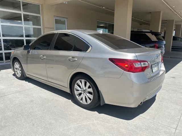 Used 2017 Gray Subaru 2.5i image 4