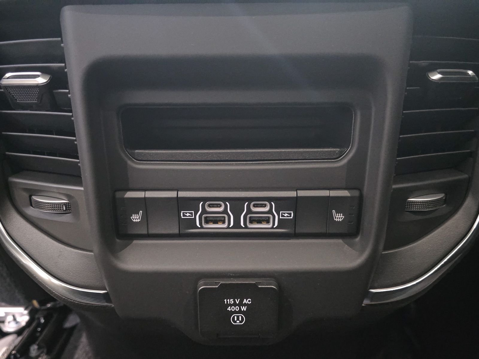 2026 RAM 1500 Laramie - Photo 24