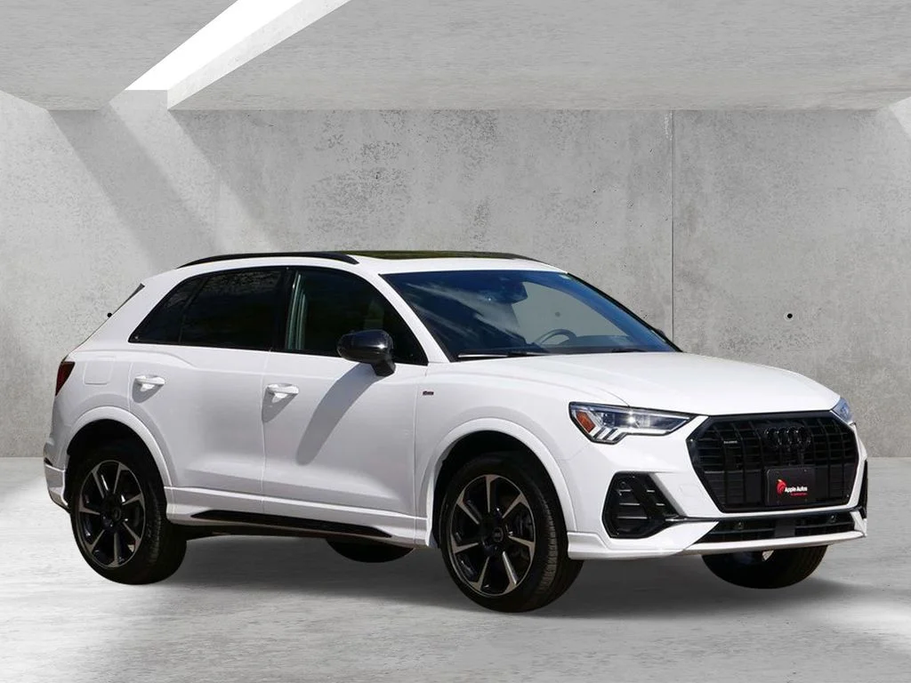 2025 Audi Q3 45 TFSI S Line Premium Plus quattro's photo