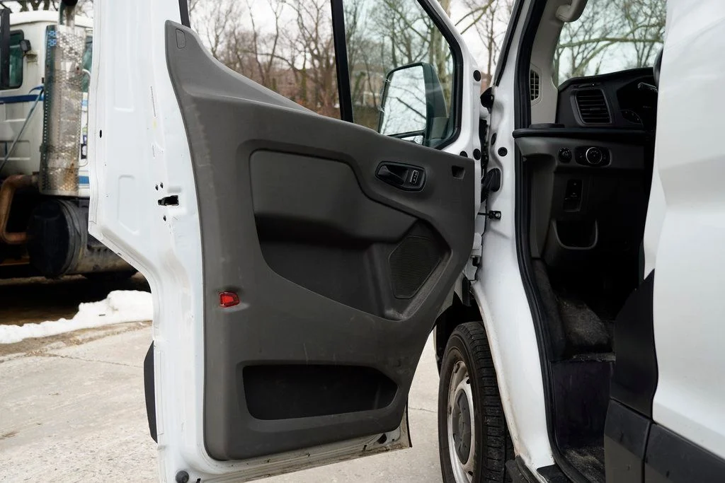 Used 2023 White Ford Base image 15