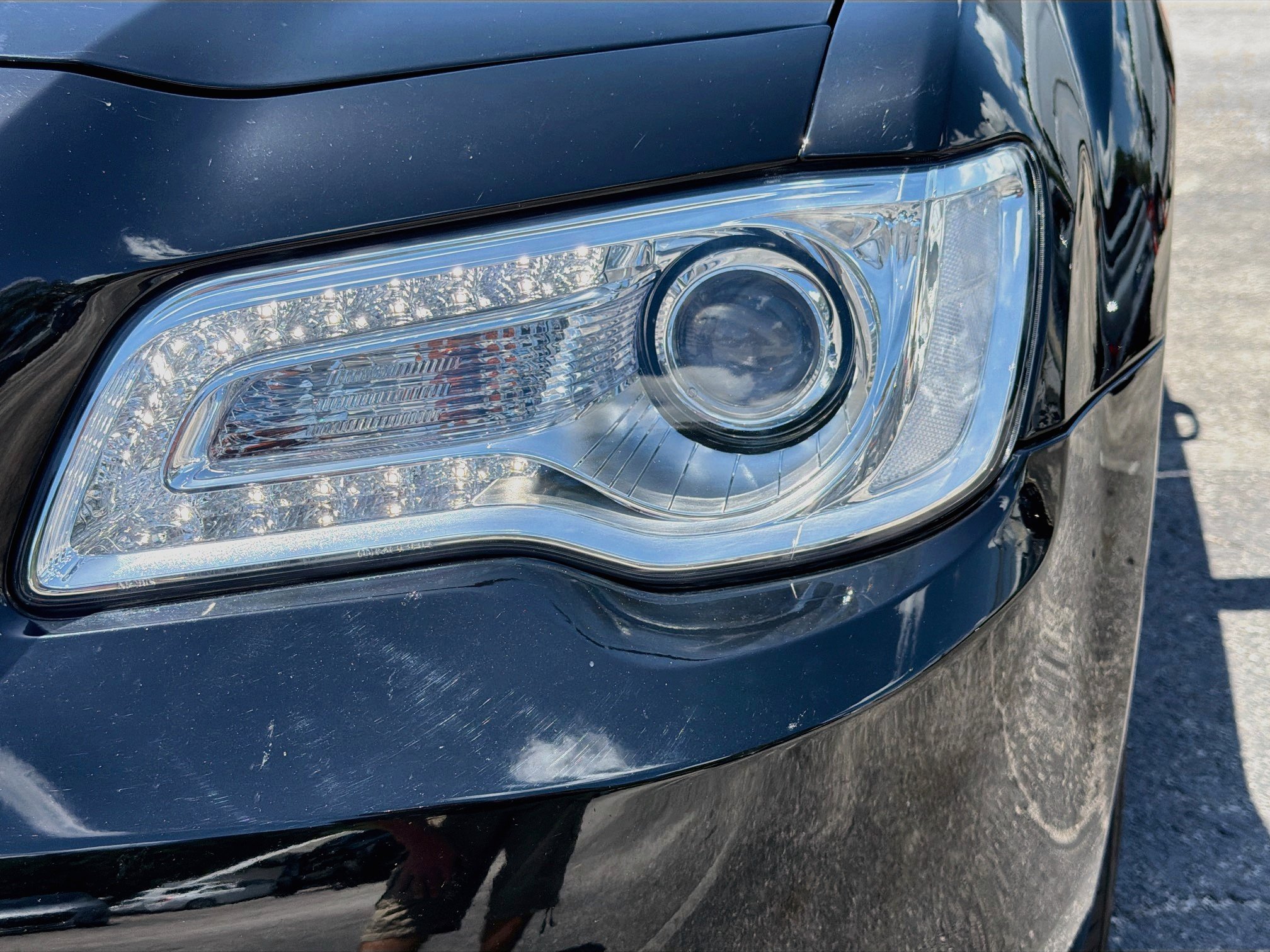 Used 2023 Gloss Black Chrysler Touring image 9