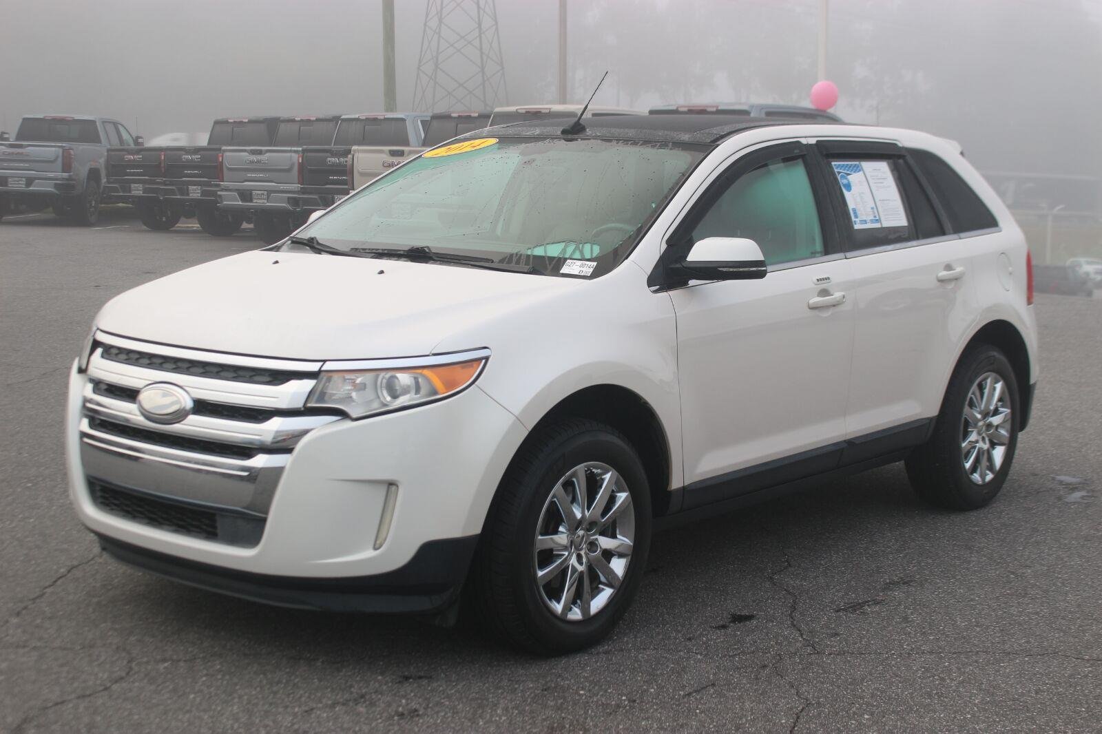Used 2014 White Ford Limited image 3