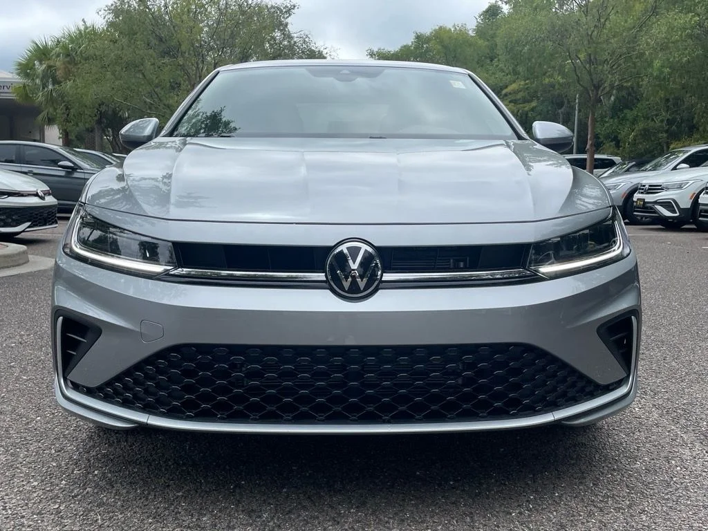 2025 Volkswagen Jetta SE - Photo 25