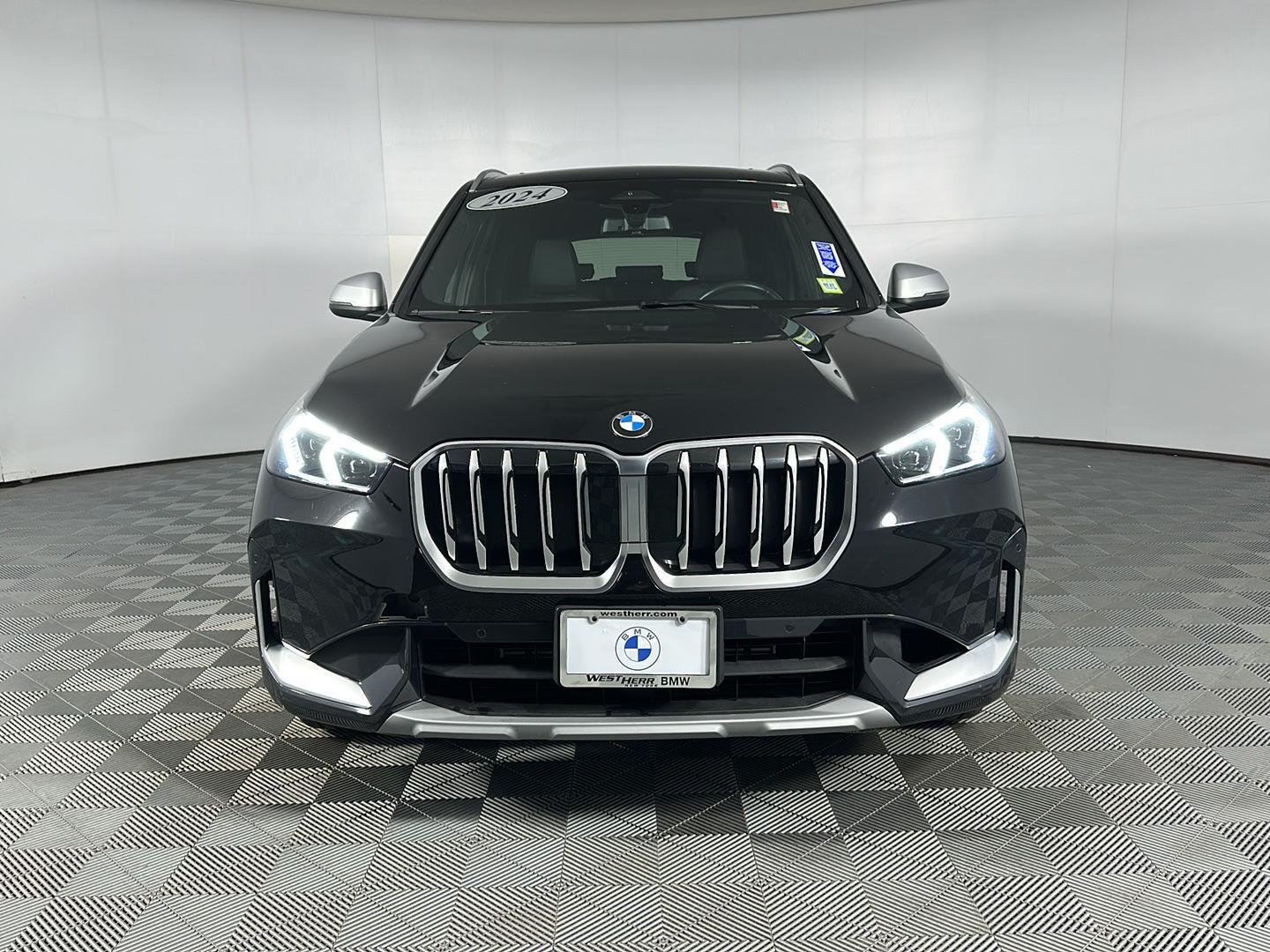 Used 2024 Jet Black BMW xDrive28i image 2