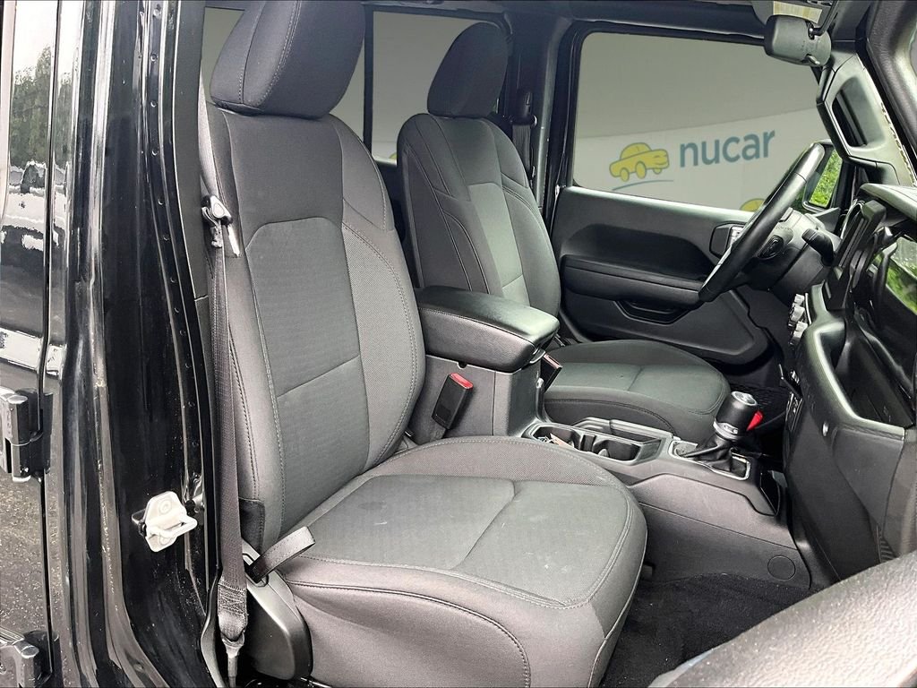 Used 2022 Black Jeep Unlimited Sport Altitude image 11