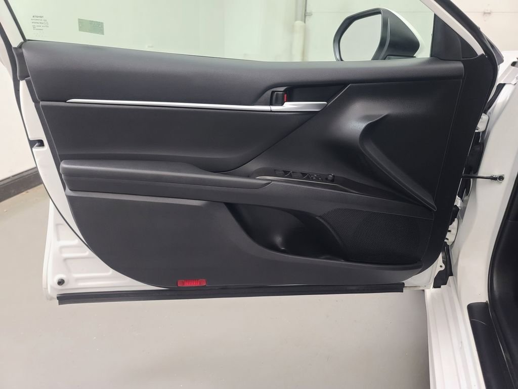 2024 Toyota Camry SE - Photo 22