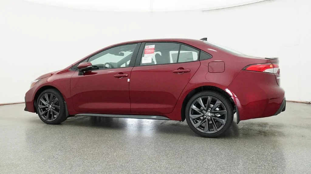 New 2026 Ruby Flare Pearl with Midnight Black Metallic roof Toyota SE image 18