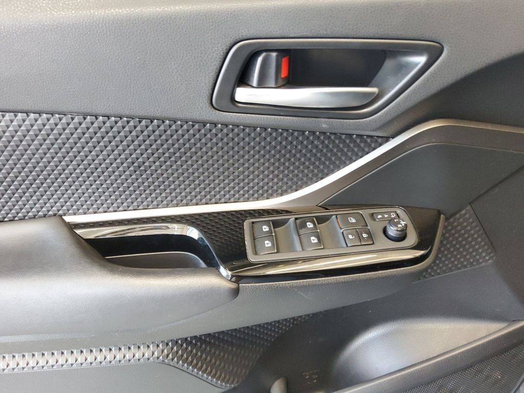 Used 2019 Gray Toyota XLE image 12